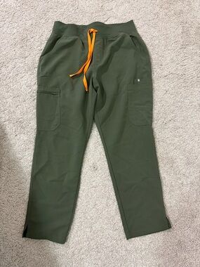 Figs Moss Yola High Waisted Scrub Pants